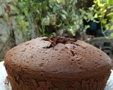 Foto langkah ke 4 dari resep 12/26. triple Chocolate Chiffon Cake.