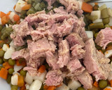 Foto del paso 2 de la receta: Ensaladilla SOS para cuando tienes visitas inesperadas🆘