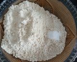 A picture of step 2 of Wheat Flour/Oats Flour Pancakes.