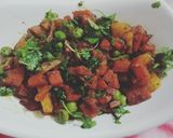 गाजर मटर आलू की सब्जी (gajar matar aloo ki sabzi recipe in Hindi) रेसिपी चरण 3 फोटो