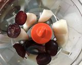 Foto langkah ke 3 dari resep Mpasi 6month rolled oats gluten free mix pear and anggur merah + ub.