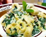 Pas rețetă Tortellini în sos de smântână și spanac 3 fotografie