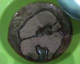 Foto langkah ke 1 dari resep Brownies Kukus Chocolatos (no ribet, no mixer).