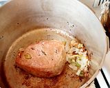 Foto del paso 4 de la receta: Cuete de res mechado en salsa de tamarindo