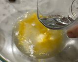Foto del passaggio 2 della ricetta Ciambella Nuvoletta bicolore (sofficissima) ☁️🍋🍫