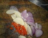 Foto langkah ke 2 dari resep Tumis ampas kecap.