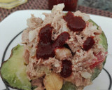 Foto del paso 5 de la receta: Aguacates rellenos de atún de lata😋