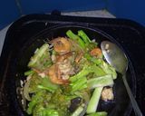 Foto langkah ke 5 dari resep Tumis Brokoli Udang.