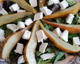 Foto del paso 9 de la receta: Ensalada de pera caramelizada con salsa de kéfir