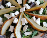 Foto del paso 9 de la receta: Ensalada de pera caramelizada con salsa de kéfir
