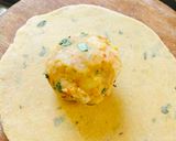 A picture of step 4 of Dhaba Style Punjabi aloo paratha.
