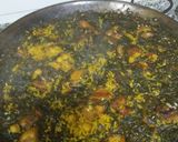 Foto del paso 7 de la receta Paella de espinacas, garbanzos y costillas
