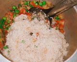 A picture of step 3 of French-beans veg rice.