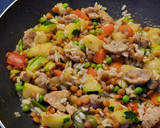 Foto del paso 7 de la receta: Arroz con lentejas, solomillo y verduras al curry