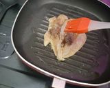Foto langkah ke 4 dari resep Steak Ayam Jahe dengan saus Hollandise..