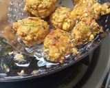 A picture of step 3 of Onions sweet corn pakoda (bhajiya).