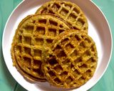 Foto langkah ke 4 dari resep 76. Banana Waffle.