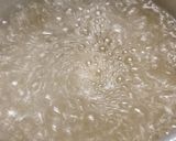 Foto del paso 1 de la receta: Almíbar para tortas