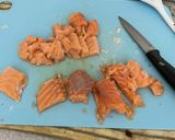 Foto langkah ke 1 dari resep Soup ikan salmon.