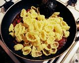 Hình bước làm 3 của món Mỳ Gnocchi với sốt cà chua và phomai