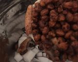 A picture of step 2 of Tiger nut and coconut drink.