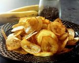 A picture of step 3 of Classic Salted Banana Chips.