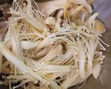 Hình bước làm 4 của món Đậu non, tempeh chiên sốt nấm kim châm