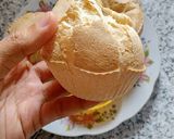 Hình bước làm 4 của món Bánh mì phô mai dừa