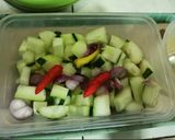 Foto langkah ke 1 dari resep Acar Timun Segar.