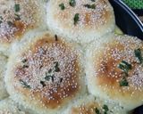 A picture of step 9 of Chicken stuffed buns.