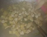 Foto langkah ke 2 dari resep Tumis Tahu Kentang.
