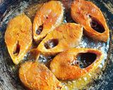 ইলিশ মাছ ভাজা 🙂 রেসিপির ধাপ 2 ছবি
