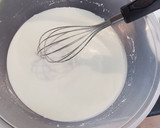 Foto del paso 1 de la receta: Bizcocho de yogur con Pasas y Nueces