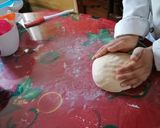 Foto del paso 5 de la receta: Bollos rellenos de chorizo 😋