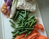 Gambar langkah 1 resipi Lontong Dan Kuah Masak Lodeh.