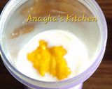 A picture of step 3 of Mango lassi 🥭.