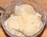 A picture of step 2 of Mummy's special Banana milk ice cream.
