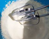 Foto langkah ke 2 dari resep Mochi Cake Coklat Lumer.