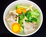 Hình bước làm 3 của món Canh Bông Cải Nấu Sườn