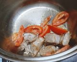 Hình bước làm 3 của món Canh cải chua nấu sườn non
