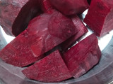 બીટરૂટ પૂરી(beetroot puri recipe in gujarati)
