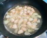 รูปขั้นตอนการทำที่ 2 ของ ซุปกิมจิอกไก่เต้าหู้อ่อน