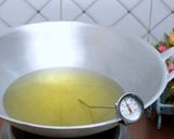 Foto langkah ke 4 dari resep Sosis Crispy Ide Jualan Terbaru 2024.