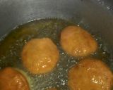 A picture of step 8 of Cake Maandazi.