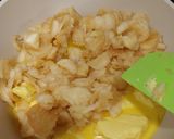 Foto langkah ke 3 dari resep Apple Bomb Pastry.