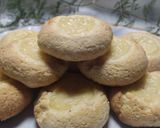 Foto del paso 3 de la receta: Galletitas Con Crema Pastelera / Pepas Sin Manteca