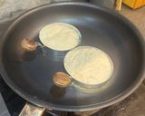 A picture of step 3 of British Crumpets - WOOOOOWWWWW :P.