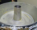 Foto langkah ke 6 dari resep Chiffon Cake Lembut with Au Bain Marie Technique.