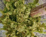 Foto del paso 4 de la receta: Guacamole casero y nachos