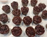 Foto langkah ke 6 dari resep Muffin kukus Simple (Nyoklat Bgt).